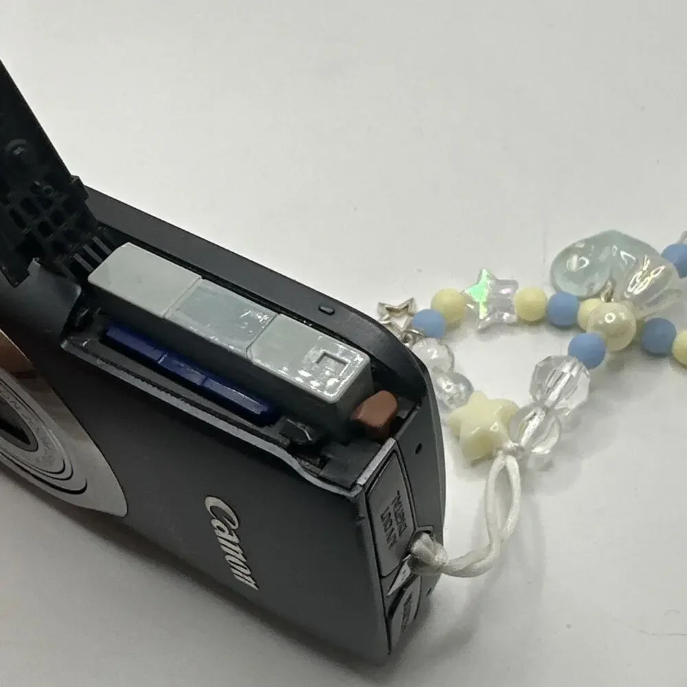 Canon PowerShot SD3500 IS ELPH 14.1 MP Digital Camera w/ 3.5” Touch LCD Blue